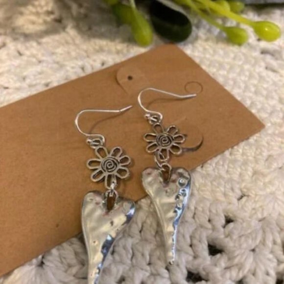Hammered Heart/Flower Drop Earrings - Picture 3 of 6